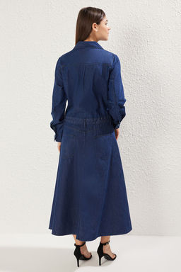 Trendyolmilla Koyu Mavi Etegi Volanl? Maxi Denim Gomlek Elbise TWOSS25EL00351