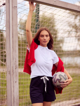 Футболка поло женская MINAKU: Basic line, белая, размер 52