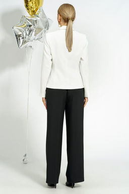 Костюм ALANI 2055 молоко+черный