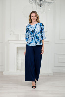 Костюм женский из кофты с рукавом 3/4 и брюк из вискозы Элеонора синие цветы
