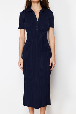 TRENDYOLMILLA Lacivert Maxi Triko Polo Yaka Elbise TWOSS24EL00282 фото 5