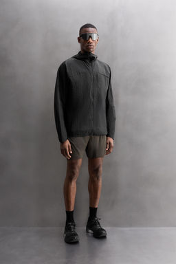 WINDBREAKER JACKET