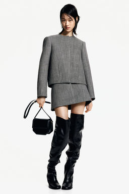 Minifalda estructurada de sarga