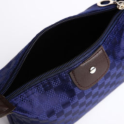 Косметичка простая на молнии, «Шахматная доска», тёмно-синяя