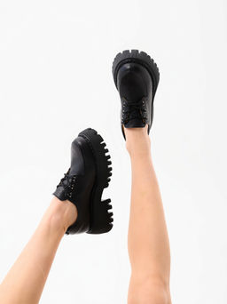 Туфли полуботинки 202.14728bl. Черный