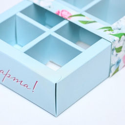 Цена за 5 шт. Коробка для конфет 6 шт., Розовые розы 13.7?9.8?3.9