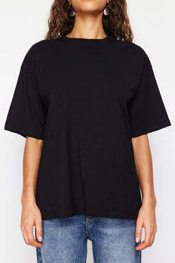 Siyah %100 Kal?n Pamuklu Premium Oversize/Genis Kal?p Bisiklet Yaka Orme T-Shirt TWOSS23TS00040