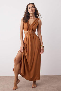 TRENDYOLMILLA Siyah Dokuma Puskullu Cut Out/Pencere Maxi Plaj Elbisesi TBESS21EL3624 фото 28