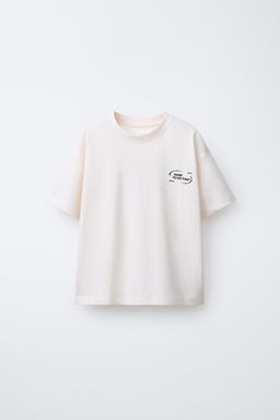 CAMISETA ESTAMPADO LOGO / Crudo