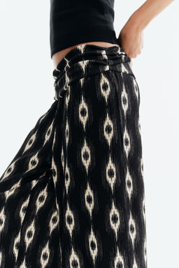 Pantal?n amplio con cintura fruncida - H&m фото 8