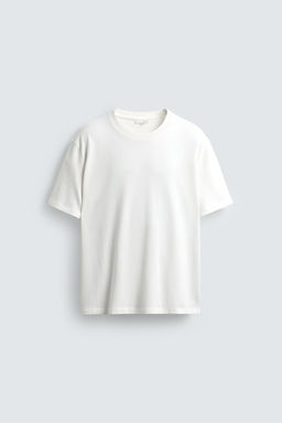 CROPPED FIT T-SHIRT