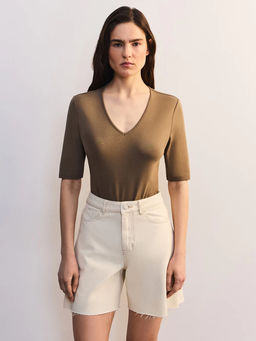 Боди из хлопка с треугольным вырезом / Zarina