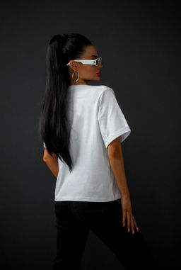 Футболка оверсайз с вырезом
NEW - Fashion.love.story фото 5