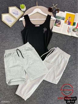 Спортивный женский комплект