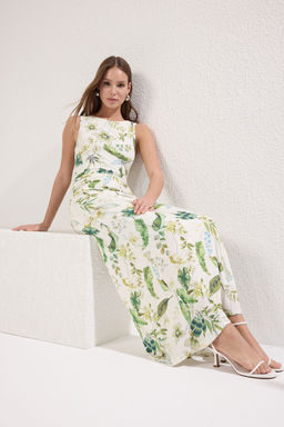 Ekru Cicek Bask?l? Parlak Yuzeyli Kay?k Kaya Vucuda Oturan Esnek Orme Kalem Elbise TWOSS24EL00528