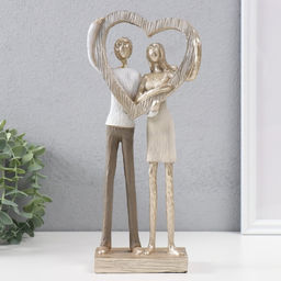 Фигурка полистоун «Влюблённые с большим золотым сердцем», 12.5×8×29.5 см