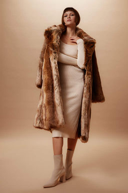 Приталенное платье миди в рубчик с квадратным вырезом и длинными рукавами и разрезом - Defacto фото 3