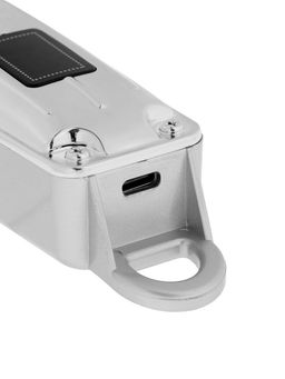 Машинка для стрижки LTRI-22, 2.5 Вт, 4 насадки, 1.5/3/4.5/6 мм, USB, серебристая