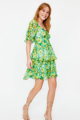 Yesil Cicekli Etegi Volanl? Skater/Belden Ac?lan Sifon Mini Astarl? Dokuma Elbise TWOSS22EL2772