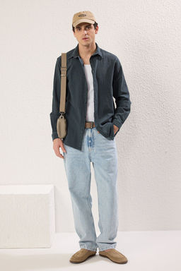 TRENDYOL MAN Antrasit Regular Fit Dokulu Gomlek TMNSS25GO00021