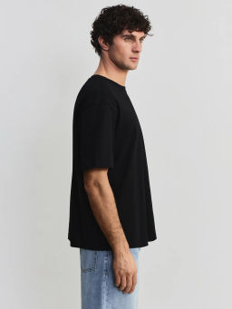 Базовая футболка расслабленного фита MRELAX0526-50 / Zarina