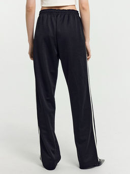 Брюки женские черные со светло-молочными лампасами черный +св.молочный 182498 - Mark formelle фото 13