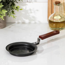 Сковорода мини фигурная Смайл (углеродистая сталь) D=12см арт.108187 /MALLONY/  фото 3