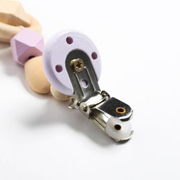 Держатель для соски - пустышки «Сердечко», деревянный, фиолетовый