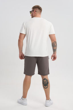 16 Шорты мужские