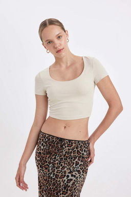 Базовая футболка с короткими рукавами и U-образным вырезом - Defacto фото 4