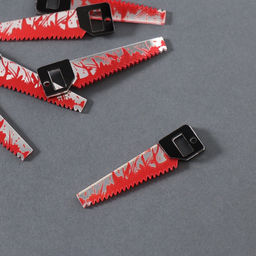 Цена за 6 шт. Декор для творчества акрил зеркальный «Окровавленная пила», 5.1×1.3×0.3 см