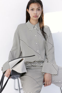 Camisa estampada de saten