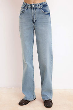 Mavi Yuksek Bel Straight Az Esnek Duz Kesim Jeans TWOSS26JE00100 - Trendyolmilla фото 5
