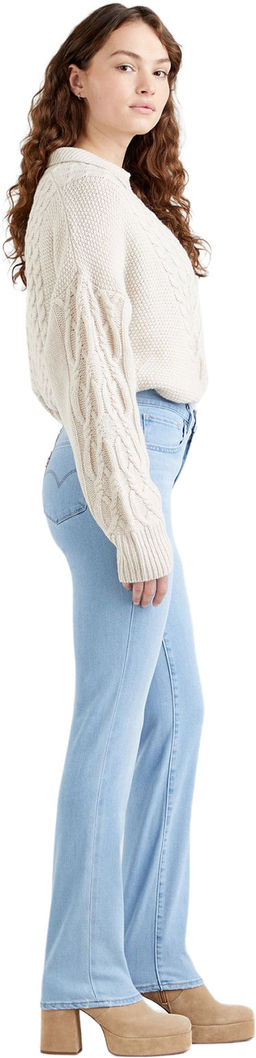 Джинсы женские