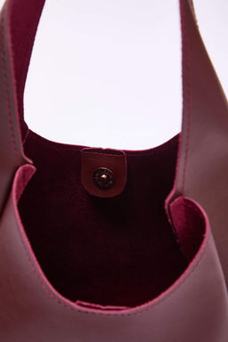 Bordo Yavrulu Oval Kad?n Orta Boy Omuz Canta TAKAW25OC00007