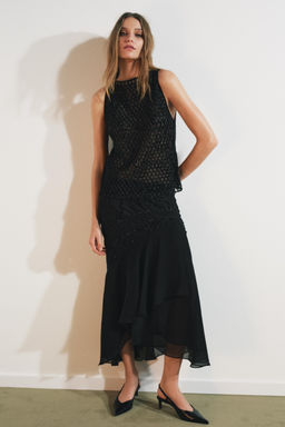 TEXTURED LACE KNIT BEADED TOP