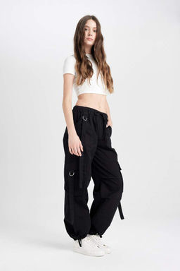 Женская черная футболка с короткими рукавами из тюля с классным приталенным рисунком и рисунком - Defacto фото 3