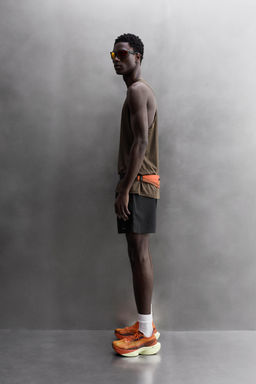 BASIC TRAINING SHORTS - Zara фото 3