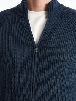 Standart Kal?p Dik Yaka Erkek Triko H?rka