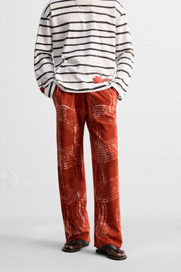 GRAPHIC PRINT KNIT TROUSERS  OTIS KWAME KYE QUAICOE - Zara фото 2
