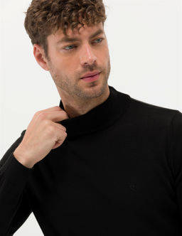 Siyah Slim Fit Yar_m Bal_k__ Yaka Basic Triko Kazak