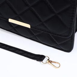 Сумка женская на магните, цвет чёрный