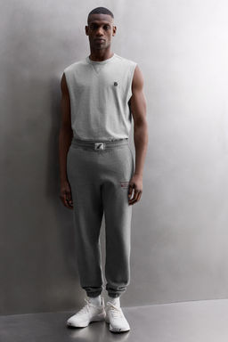 PRINTED TEXT JOGGING TROUSERS - Zara фото 15