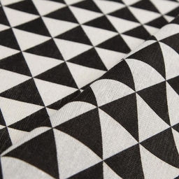 Скатерть Доляна Треугольники 145х1453см,100%пэ, рогожка 130 гр/м  фото 2