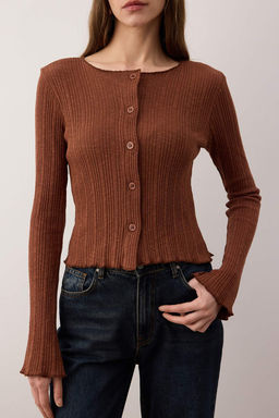 Kahverengi Jakarl? Fitted/Vucuda Oturan Dugme Detayl? Esnek Orme Bluz TWOAW26BZ00046
