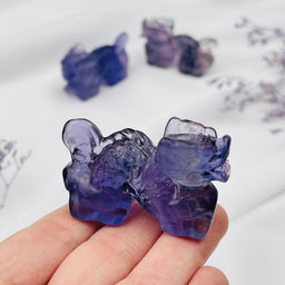 Фигурка резная "Дракон" из Флюорита