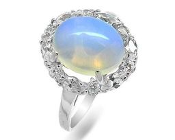 Кольцо из серебра лунный камень, К1058