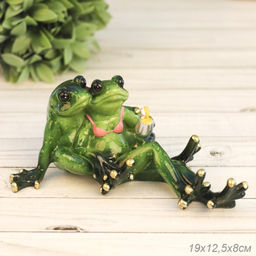 Фигурка Лягушки на отдыхе 19 см / YX201 /уп 16/