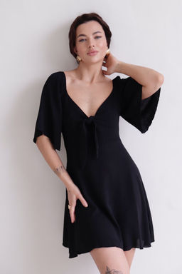 Платье черное с узлом в области груди Martichelli