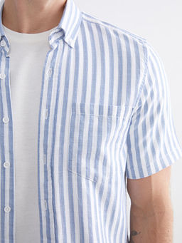 Regular Fit K?sa Kollu ?izgili Erkek G?mlek